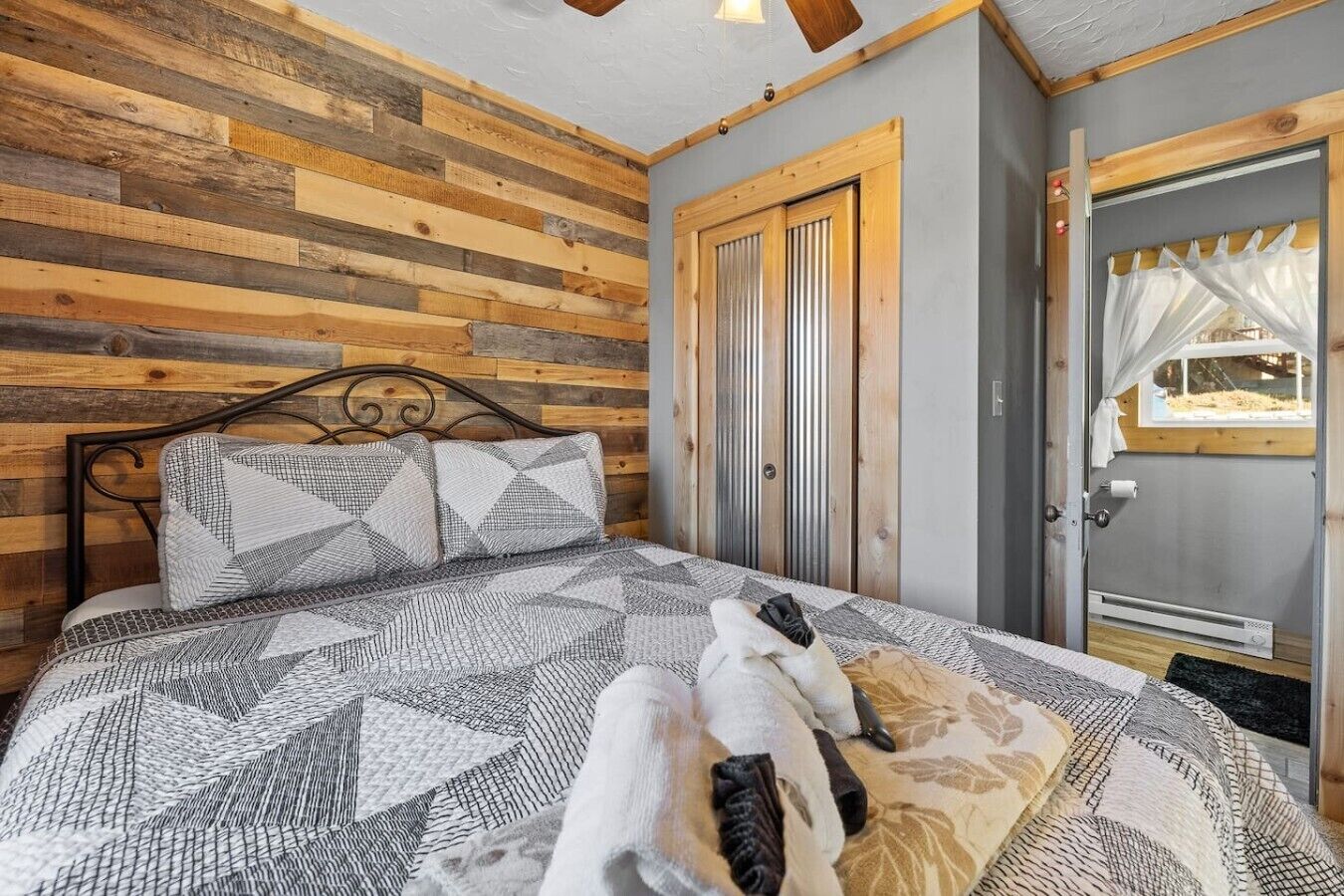 1 dormitorio, escritorio, wifi y ropa de cama