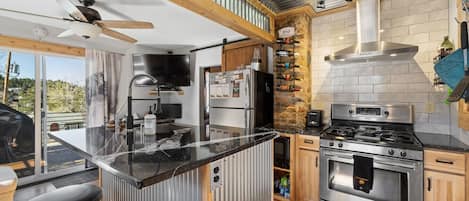 Microwave, oven, stovetop, dishwasher