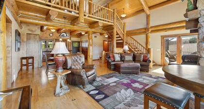 Golf Course, Sleeps 12, Garage