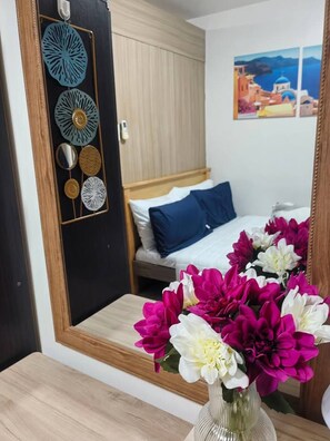 1 chambre, fer et planche à repasser, accès à Internet, literie fournie