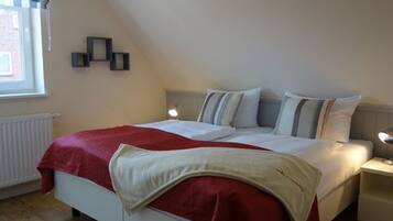 4 Schlafzimmer, Bügeleisen/Bügelbrett, WLAN, Bettwäsche