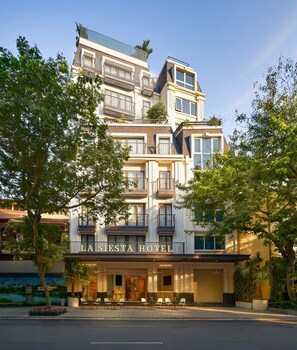 Exterior - La Siesta Premium Lakeside (Hanoi)