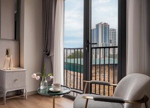 Executive Double or Twin Room | Minibar, in-room safe, desk, laptop workspace - La Siesta Premium Lakeside (Hanoi)