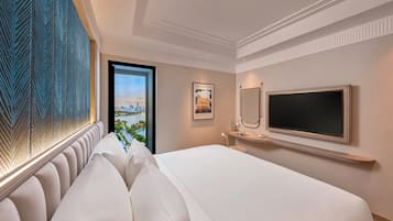 Superior Double or Twin Room, No Windows | Minibar, in-room safe, desk, laptop workspace