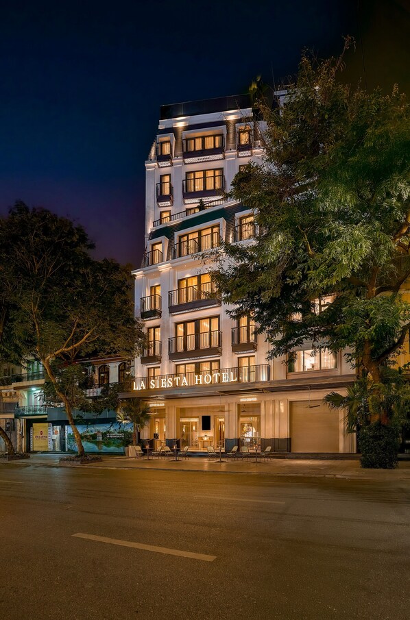 Façade de l’hébergement - soirée/nuit