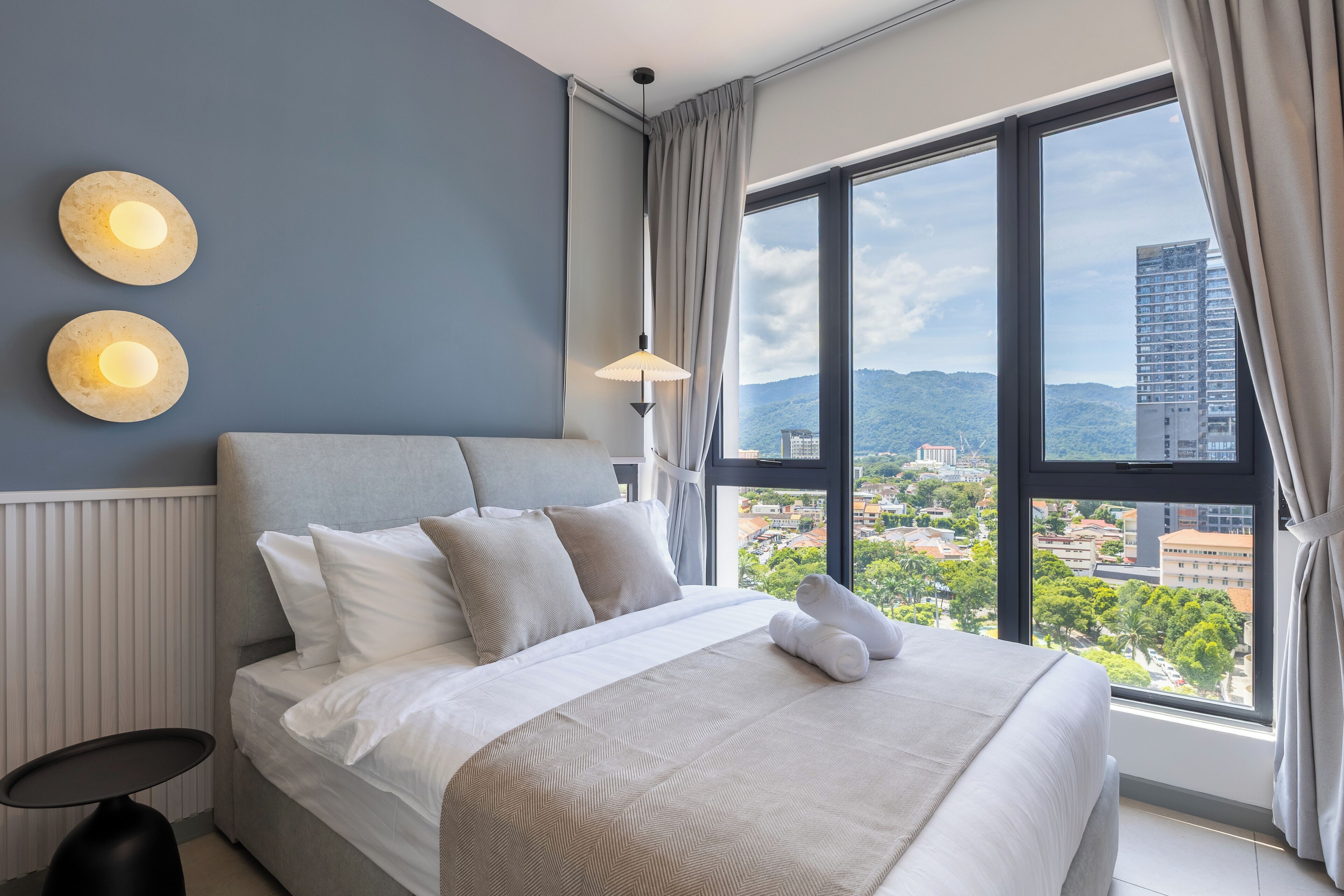 Classic Apartment, 2 Bedrooms, City View | Free WiFi