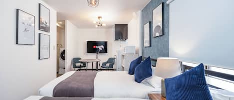 Appartement, non-fumeur, balcon (Logements Tengachaya 402) | Rideaux dâobscurcissement, fer et planche Ă repasser