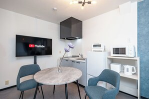 公寓, 无烟房, 阳台 (Logements Tengachaya 402) | 遮光窗帘、熨斗/熨衣板、免费 WiFi、床单
