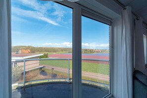 Appartement Luxe, 2 chambres | Vue depuis l’hébergement