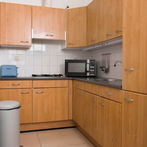 คลาสสิกอพาร์ทเมนท์, 2 ห้องนอน | ครัวส่วนตัว | ตู้เย็น, ไมโครเวฟ, เครื่องล้างจาน, เครื่องชงกาแฟ/ชา