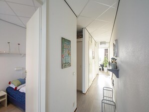 6 chambres, ameublement personnalisé