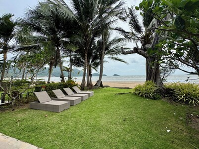 Siam Royal View Beachfront Villa by PSR