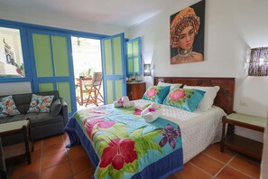 1 bedroom, WiFi - ST FRANCOIS VOTRE TI BONHEUR UNCOMPROMISING PARADISE SWIMMING POOL AND BEACH 100M AWAY (Saint-François)