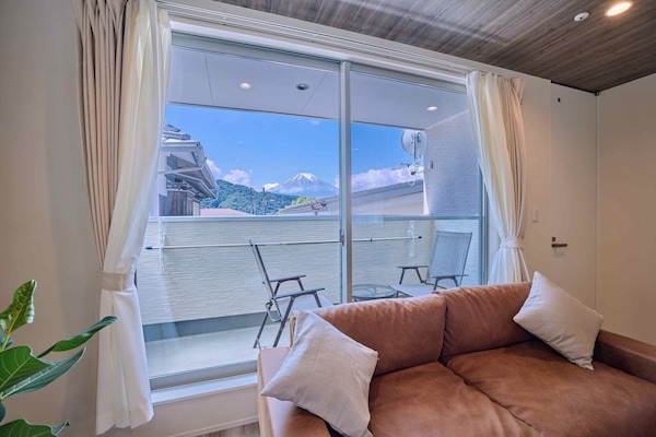 AileHouse A (Whole house) Non Smoking | Balcony