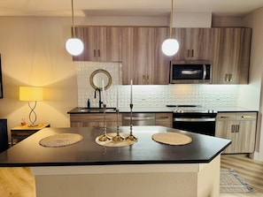 Microwave, oven, stovetop, dishwasher