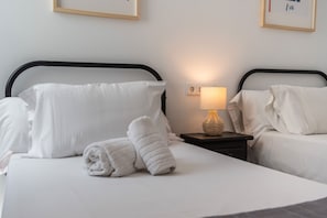 2 bedrooms, free WiFi, bed sheets
