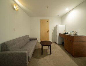 Gardside, Non Smoking | In-room safe, desk, free WiFi - Nishi-Karuizawa Hotel atelier bla by LONGINGHOUSE (Miyota)