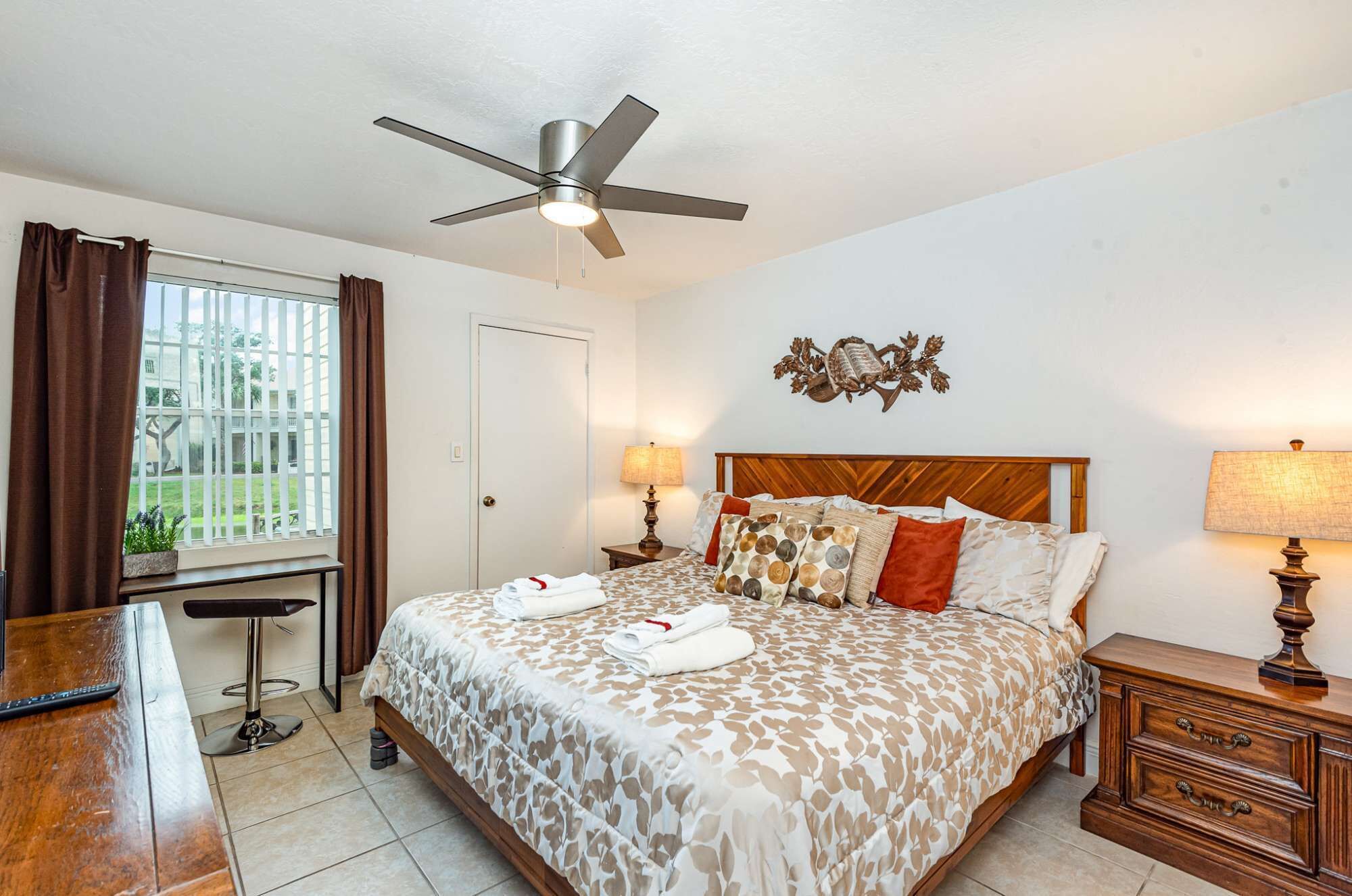 1 bedroom, iron/ironing board, travel crib, WiFi