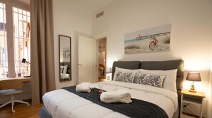 Unclassified image, 4 of 29, button - Luxury Apartment near Spanish Steps, Rome (Rome)