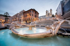 Unclassified image, 2 of 29, button - Luxury Apartment near Spanish Steps, Rome (Rome)