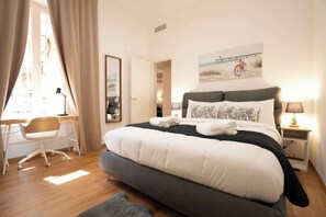 Unclassified image, 3 of 29, button - Luxury Apartment near Spanish Steps, Rome (Rome)