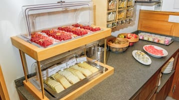 Bao gồm bữa sáng buffet hàng ngày