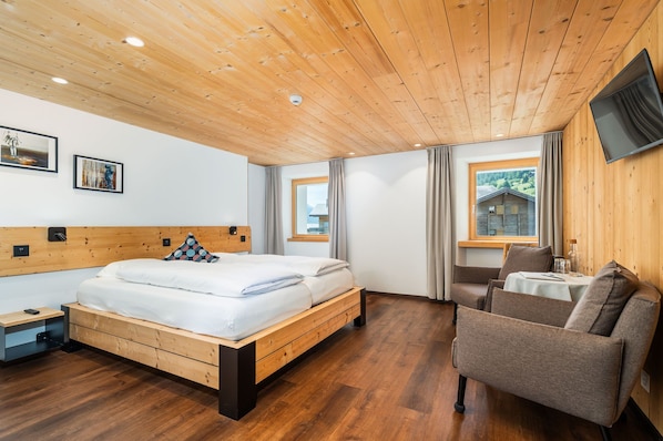 Double Room, Mountain View