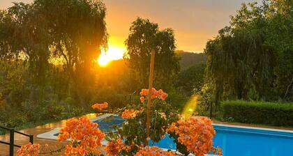 Family Villa with pool, mountain views and nature in ArrĂĄbida Natural Park
