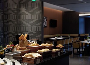 Daily self-service breakfast for a fee - CNHOL Hotel - Chongqing Huanancheng (Chongqing)