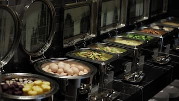 Se ofrece un desayuno autoservicio (38 CNY por persona)