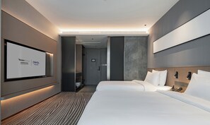 Tomannsrom – superior, byutsikt | Skrivebord, skrivebord for bærbar PC og wi-fi (inkludert)