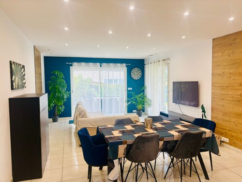 Villa with pool and air conditioning in Petite Camargue