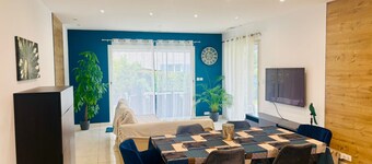 Villa with pool and air conditioning in Petite Camargue