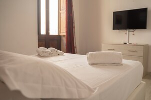 Superior Apartment | Blackout drapes, iron/ironing board, free WiFi