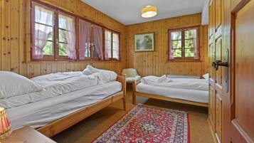 Fer et planche Ă repasser, Wi-Fi gratuit, draps fournis