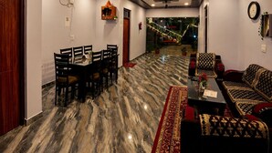 Interior - Cozy Mukteshwar homestay with Himalayan views and warm local hospitality. (nainital)