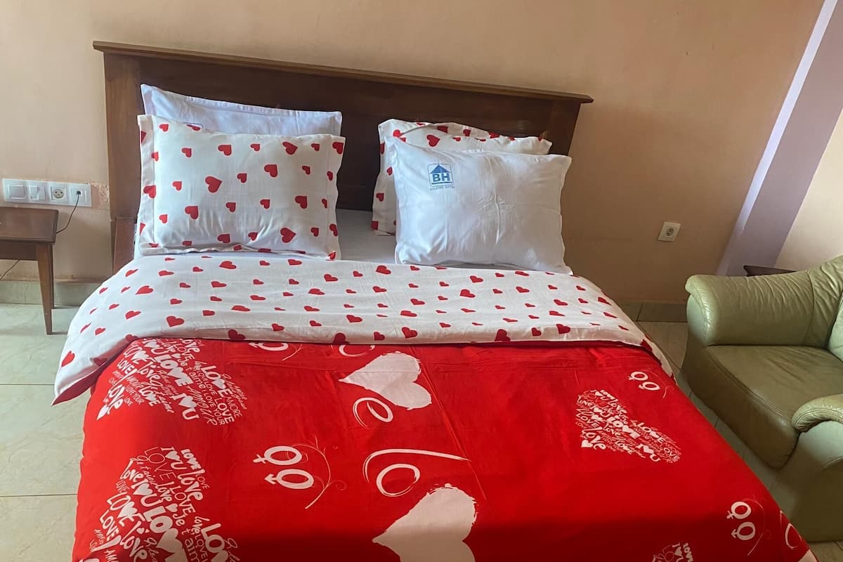 Standard Room, Balcony, City View | Desk, laptop workspace, iron/ironing board, free WiFi