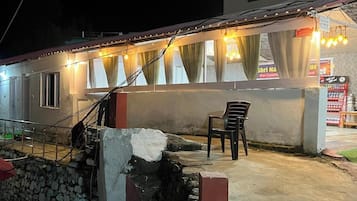 Fachada de la propiedad