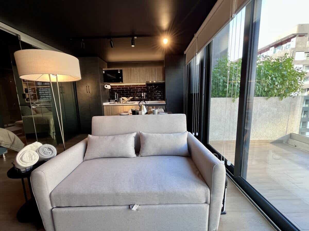 Smart TV, stereo, offices