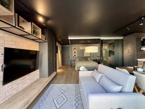 1 dormitorio, tabla de planchar con plancha, wifi gratis y ropa de cama