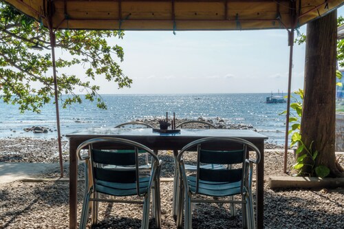 Silang Beach Resort and Diving