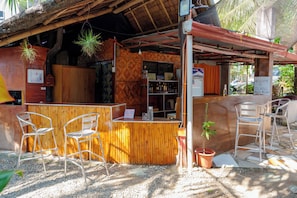 Breakfast, lunch and dinner served  - Silang Beach Resort and Diving (Dauin)