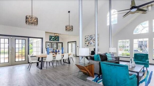 Dining - The Davis 1824 I Spacious 2 Bed 2 Bath (Huntsville)