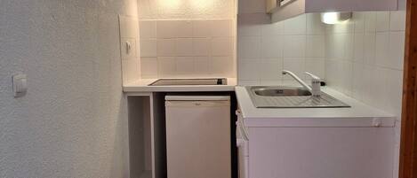 Refrigerador, microondas y lavavajillas