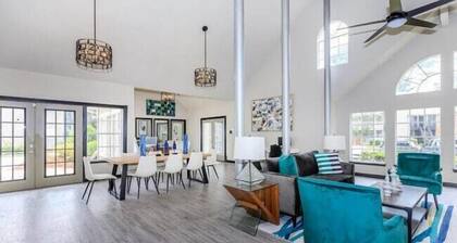 The Davis 717 I Comfy and Spacious 1 Bed 1 Bath