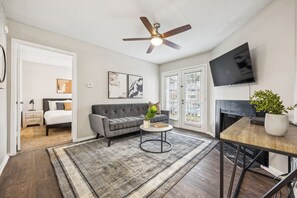 Smart-tv en een kantoor