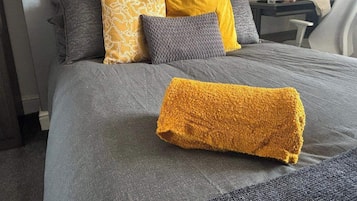 2 kamar tidur, Wi-Fi gratis, dan seprai linen