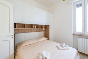 3 Schlafzimmer, Bügeleisen/Bügelbrett, Reisekinderbett