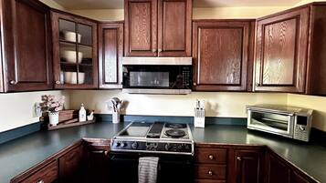 冰箱、烤箱、炉灶、洗碗机