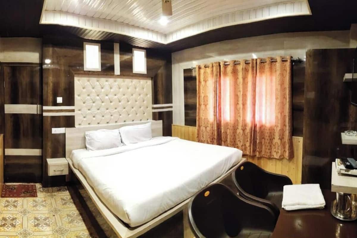 Doppia Classic, balcone, vista montagna | Wi-Fi gratuito, lenzuola